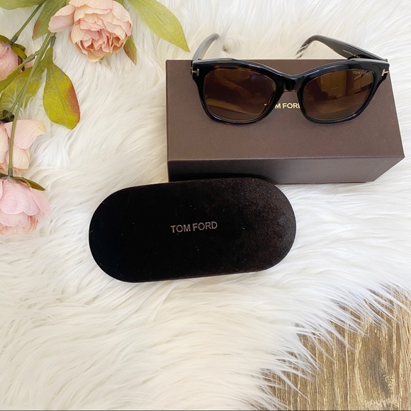 Tom Ford Lauren Sunglasses main image 7